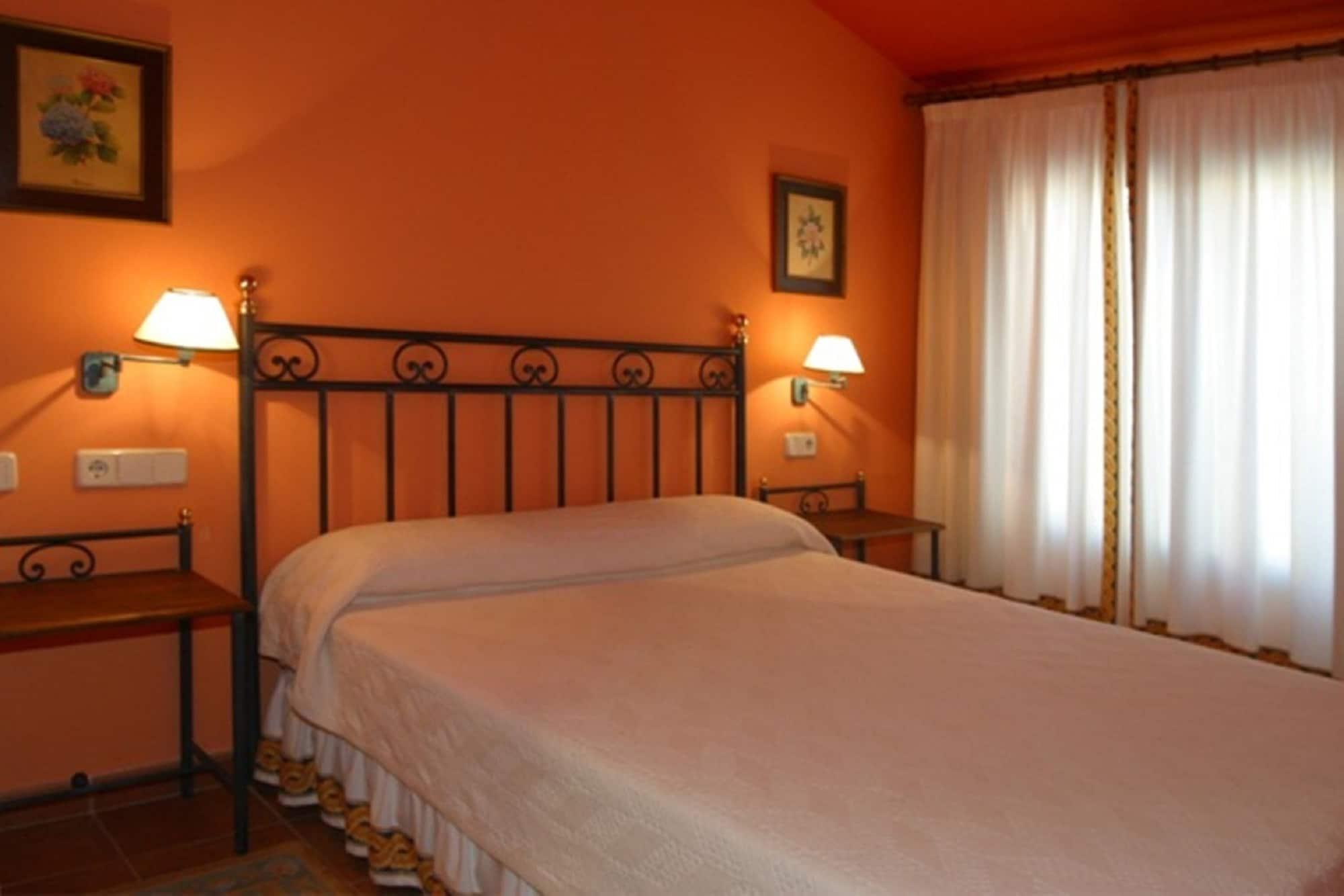 Hotel Y Apartamentos La Casa Rural Chinchón Εξωτερικό φωτογραφία